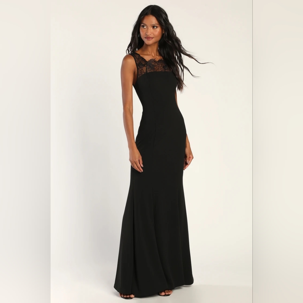 NWOT, never worn but no tags. True Passion Black Lace V-Back Mermaid Maxi Dress